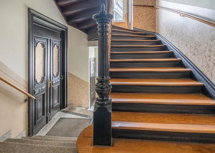 Gemuetliche Dachgeschosswohnung -Waldstrassenviertel Leipzig