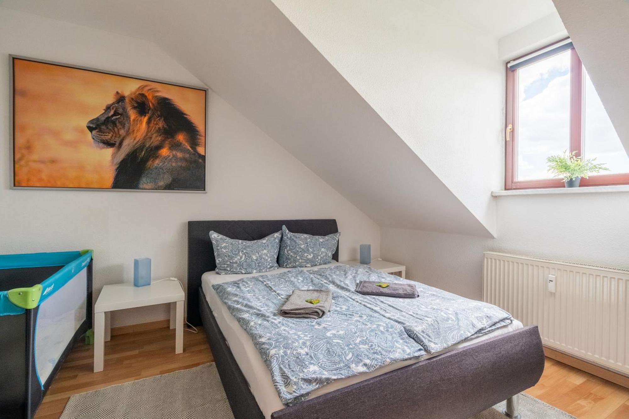 Gemuetliche Dachgeschosswohnung -waldstrassenviertel Apartment